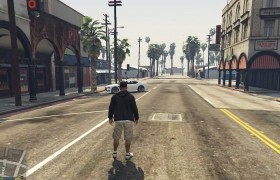 如何让gta5人物蹲下？